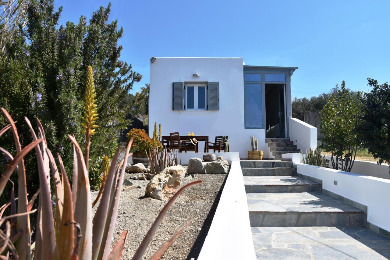 Nelleas Home Adamantas  Екстериор снимка