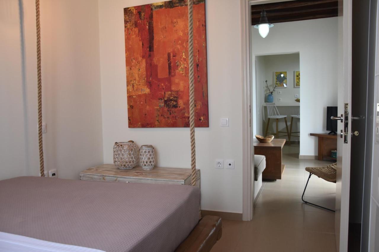 Nelleas Home Adamantas  Екстериор снимка