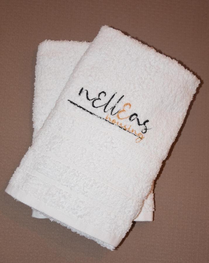 Nelleas Home Adamantas  Екстериор снимка